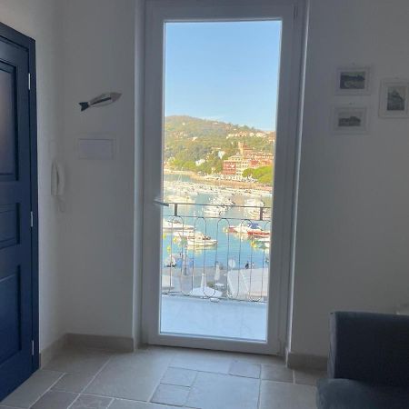 Suite Ventidue - Fronte Mare Lerici Esterno foto