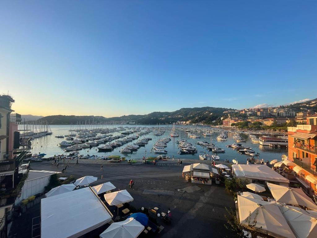 Suite Ventidue - Fronte Mare Lerici Esterno foto
